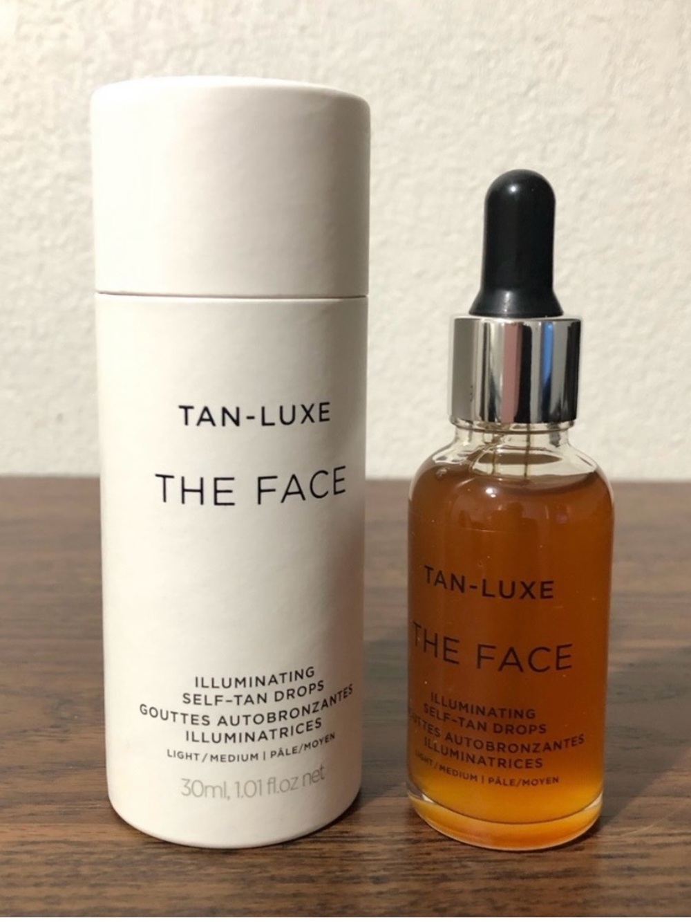 Tan-Luxe The Face Illuminating Self-Tan Drops.